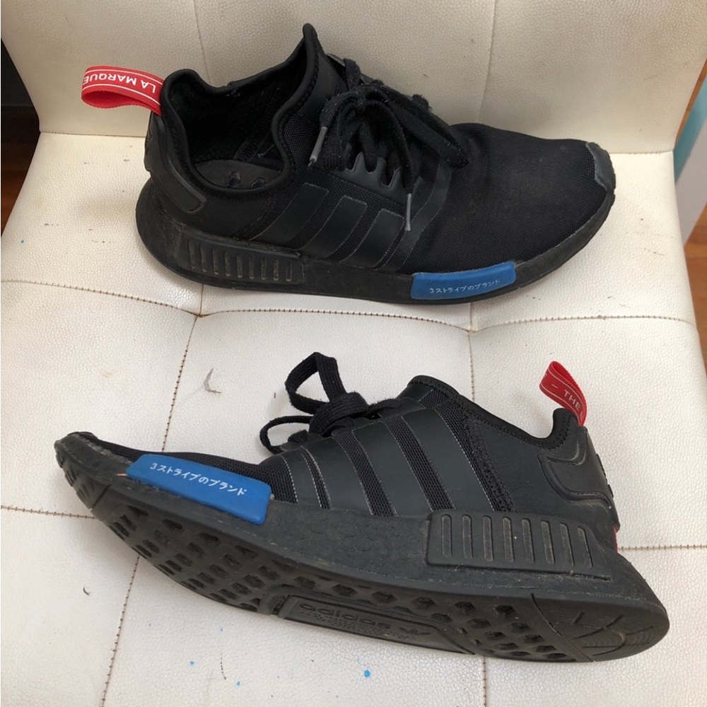 Adidas Men's shoes size 8.5